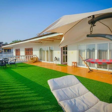 Villa Nazuri W Caretaker Candolim Kültér fotó