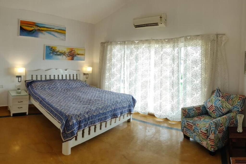 Villa Nazuri W Caretaker Candolim Kültér fotó
